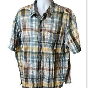 IZOD 2X plaid button down XXL  short sleeved shirt summer
